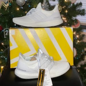 Adidas ultra boost triple white